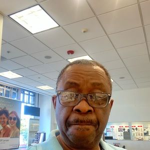 Meet your Posher, Edward